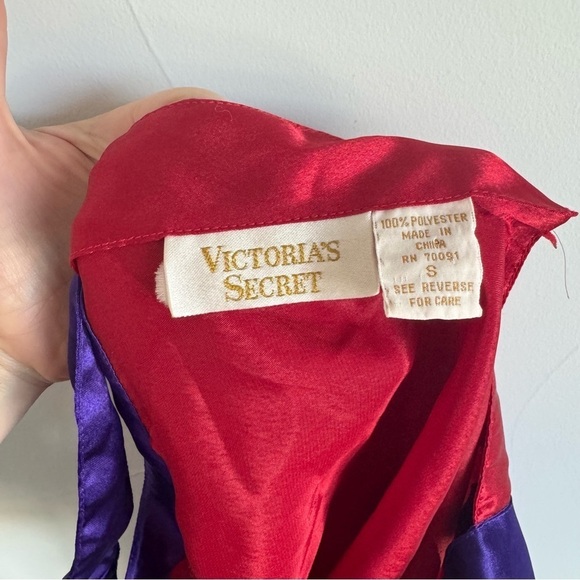 Victoria’s Secret Vintage Gold Label Red and Purple Cami Size Small - Picture 6 of 7